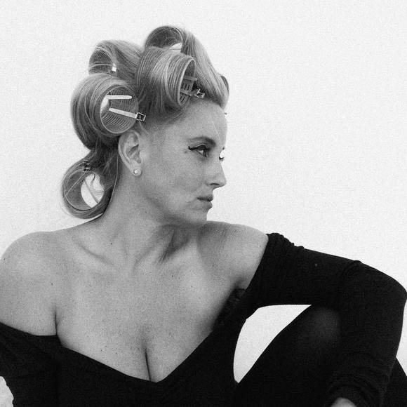 Meet your Posher, Aura - Picture 1 of 1